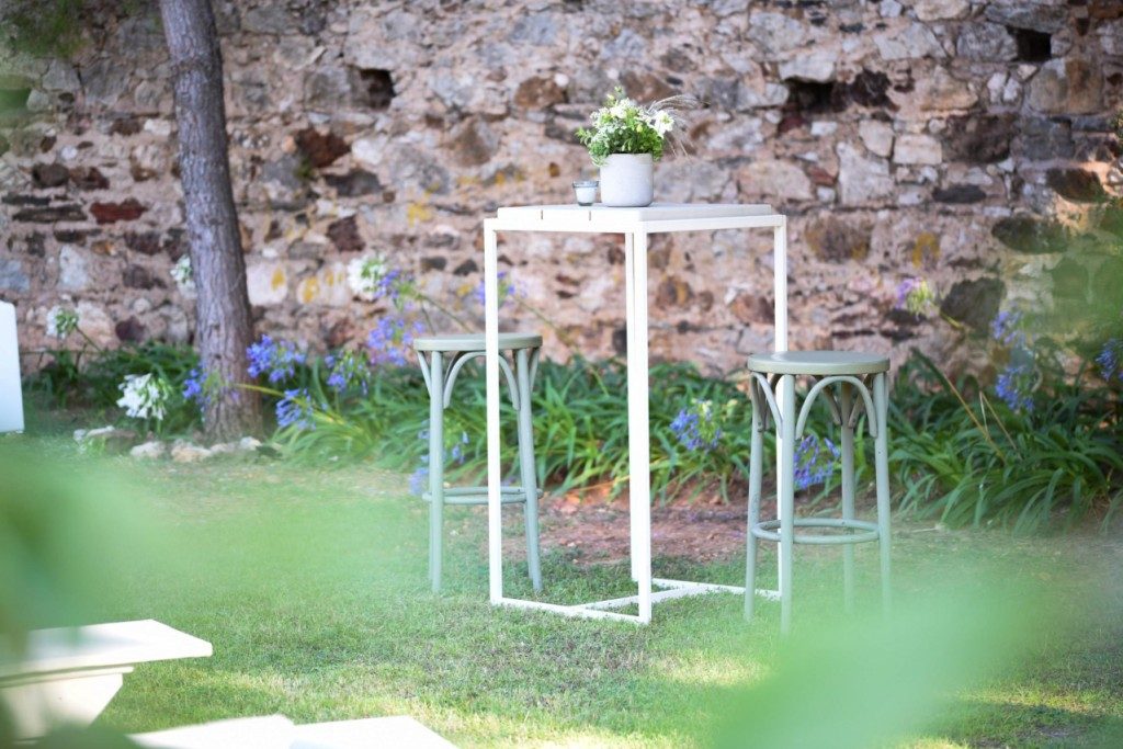 Cocktail stool, olive green - Image 1
