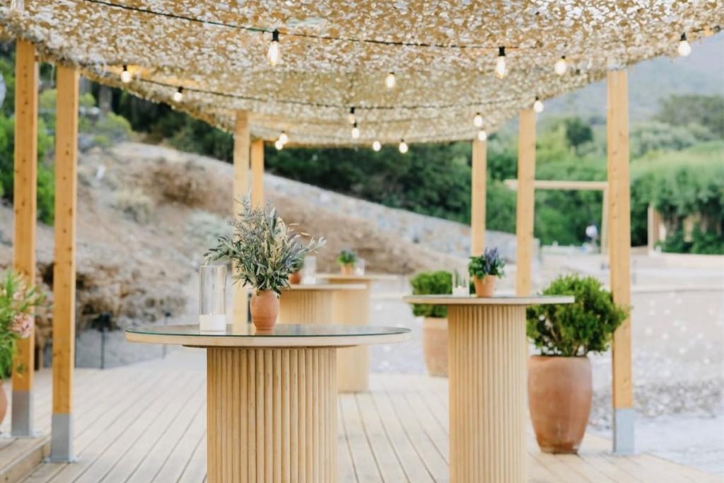 Nancy cocktail table - Image 0