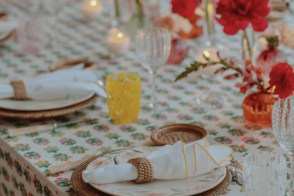 Natural rattan charger - Image 0