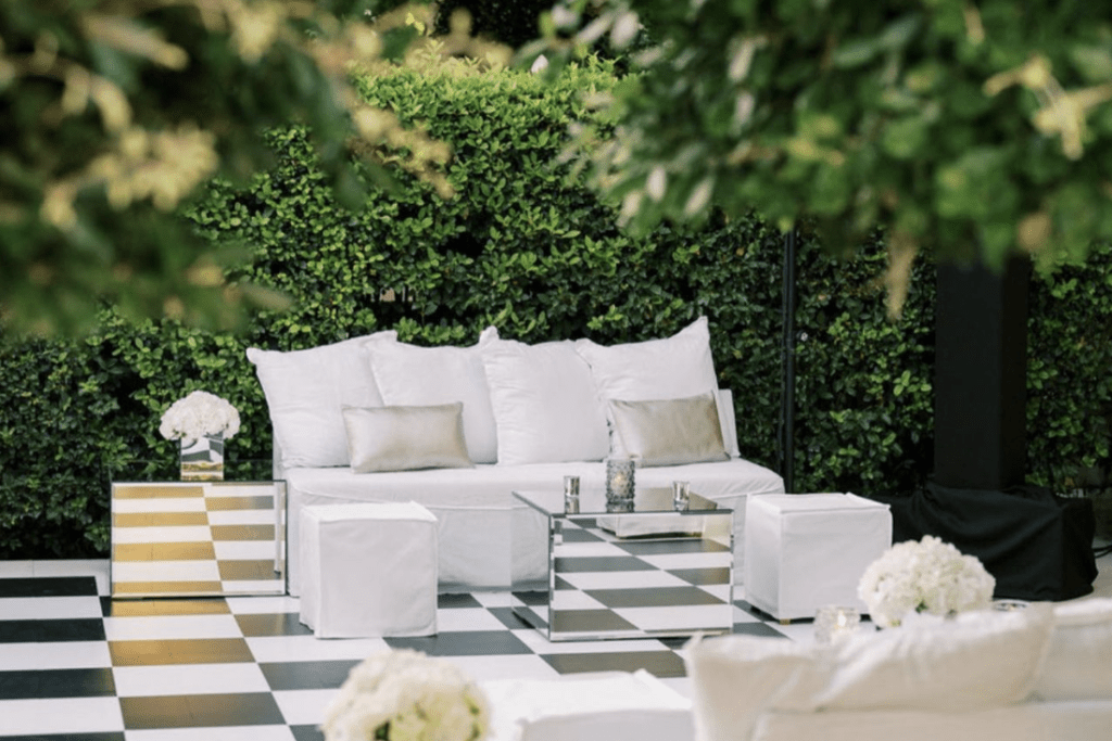 Linen sofa, white - Image 4